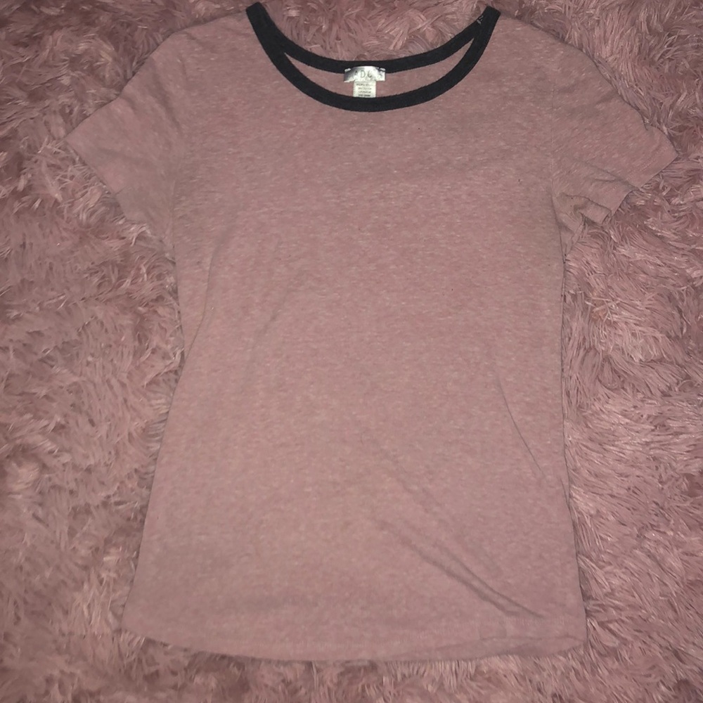 pink shirt